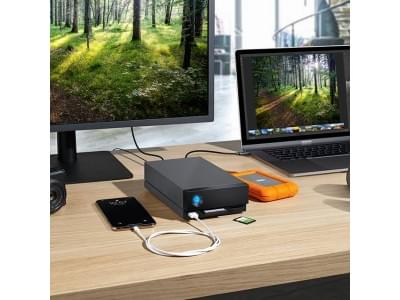 Внешний накопитель LaCie 1big Dock STHS8000800 (СИГЕЙТ) Внешний накопитель LaCie 1big Dock STHS8000800 (СИГЕЙТ)